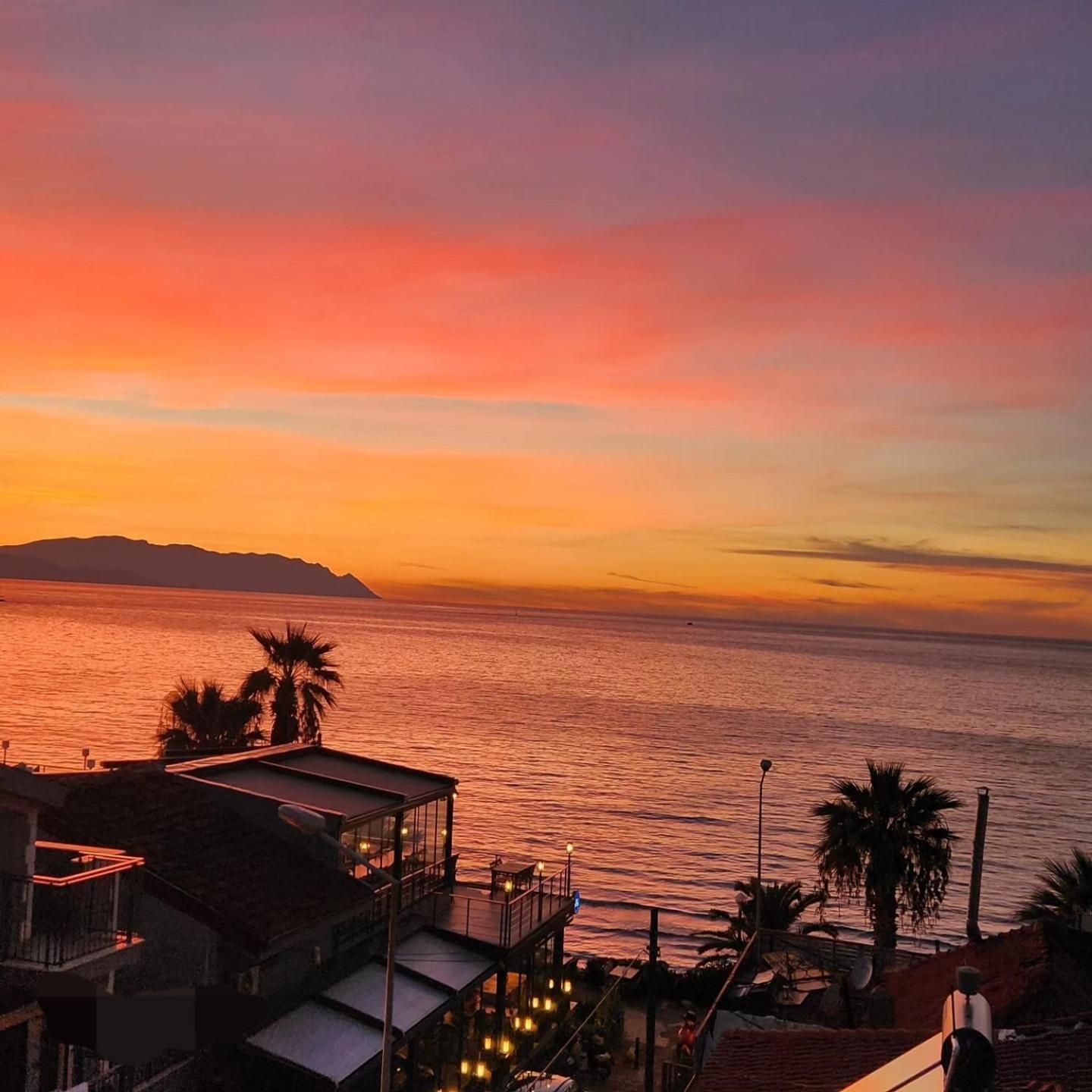 Lulubay & Hotel Kuşadası